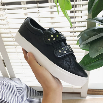 Καθημερινές γυναικείες  παπούτσια με βελκρό και πολύ άνετή πέλμα