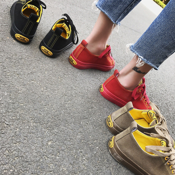 Γυναικεία αθλητικά πάνινα παπούτσια σε διάφορα φρέσκα χρώματα