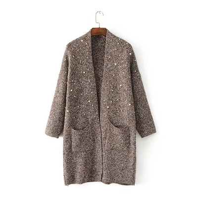 Πολύ κομψή γυναικεία ζακέτα με ενδιαφέρον λαμπερά στολίδια - 5 μοντέλα