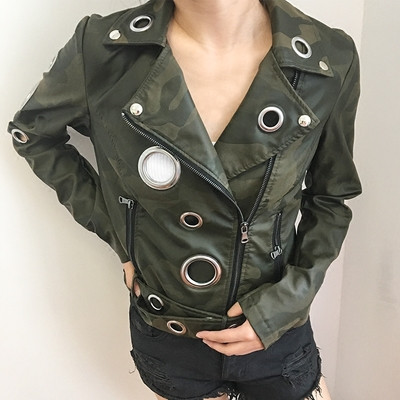 Γυναικείο μπουφάν σε σχέδιο καμουφλάζ - 3 μοντέλα