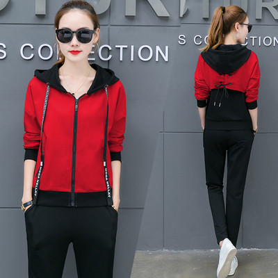 Πολύ άνετο γυναικείο αθλητικό σύνολοσε δύο μέρη - 3 χρώματα