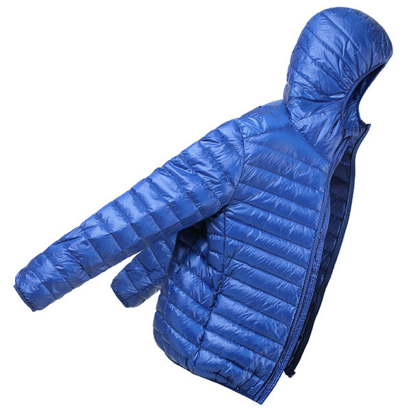 Κομψό αθλητικό ανδρικό μπουφάν με κουκούλα σε πολλά χρώματα και με  χνουδοτή γέμιση 