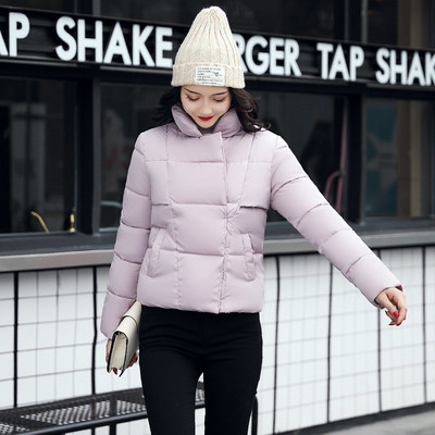 Актуален модел дамско есенно-зимно яке с дебела яка