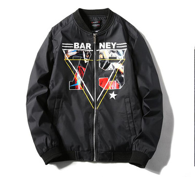 Ανδρικό μπουφάν για το φθινόπωρο με τετράχρωμες εφαρμογές