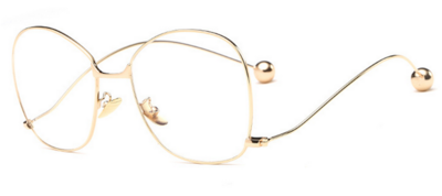 Актуални дамски слънчеви очила с нестандартна форма на рамките