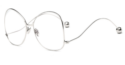 Актуални дамски слънчеви очила с нестандартна форма на рамките