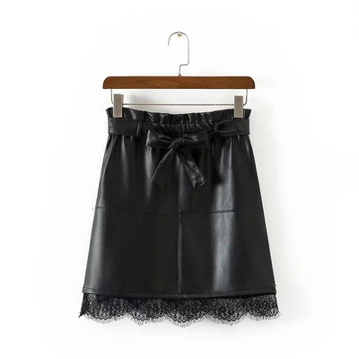 Супер стилна дамска пола с нежна дантела