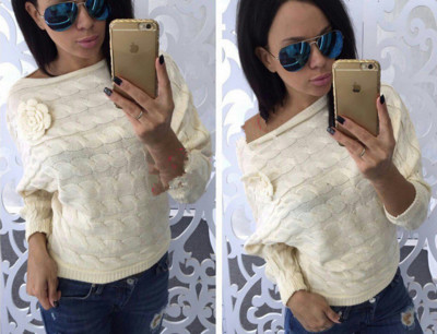 Κομψό γυναικείο πουλόβερ με γυμνό ώμο και σε διαφορετικά χρώματα