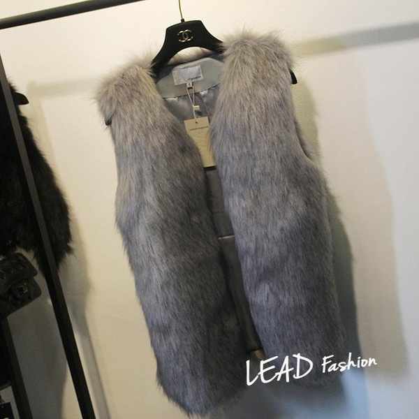 Стилен и дълъг дамски елек с косъм имитация на лисица в няколко цвята