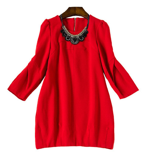 Стилна дамска рокля с дълъг ръкав и О-образна яка с орнаменти