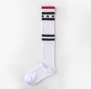 Актуални и супер хитови дамски дълги чорапи с шарени десени