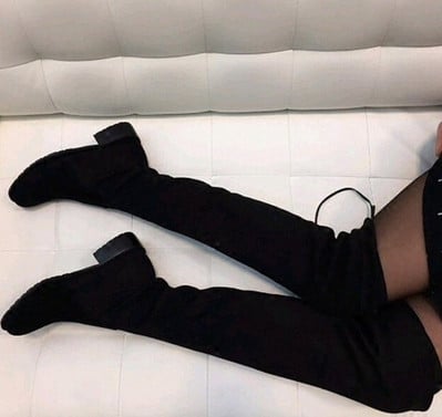 Ежедневни дамски дълги ботуши с дебел док в сив и черен цвят