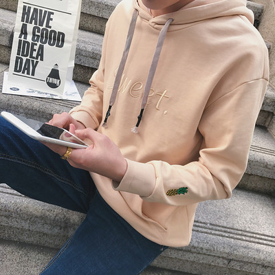 Спортен мъжки суичър с качулка в няколко цвята с надпис