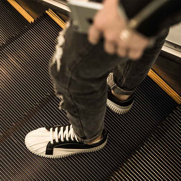 Спортно-елегантни мъжки кецове в различни цветове, подходящи за ежедневие