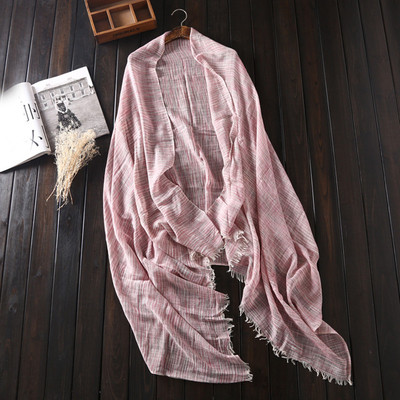 Ефирен дамски шал в свежи цветове