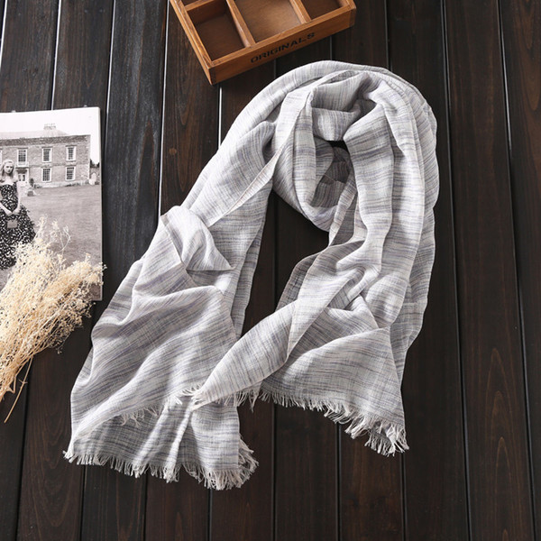 Ефирен дамски шал в свежи цветове