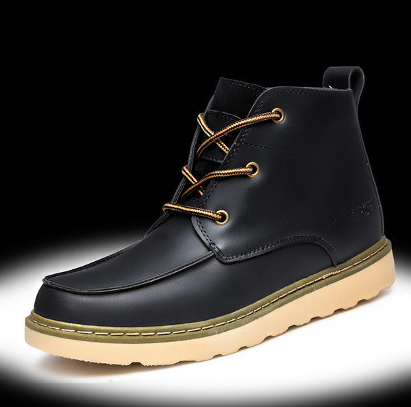 Спортно-елегантни мъжки боти с равна подметка