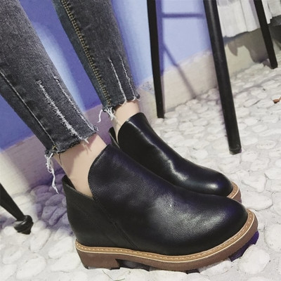 Ежедневни дамски боти от изкуствена кожа в кафяв и черен цвят