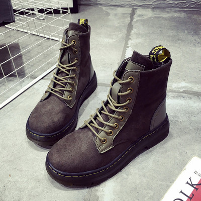 Зимни устойчиви дамски ретро боти в три цвята