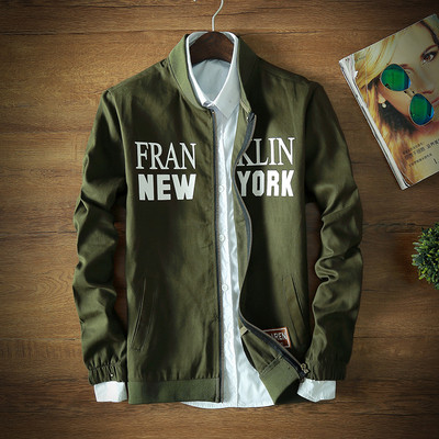 Λεπτό ανδρικό μπουφάν με μοντέρνα σχέδια και κολάρο σε σχήμα O, πολλά μοντέλα