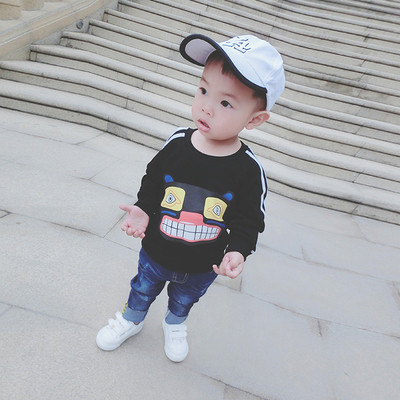 Детска блуза за момчета, в бял и черен цвят с интересно изображение