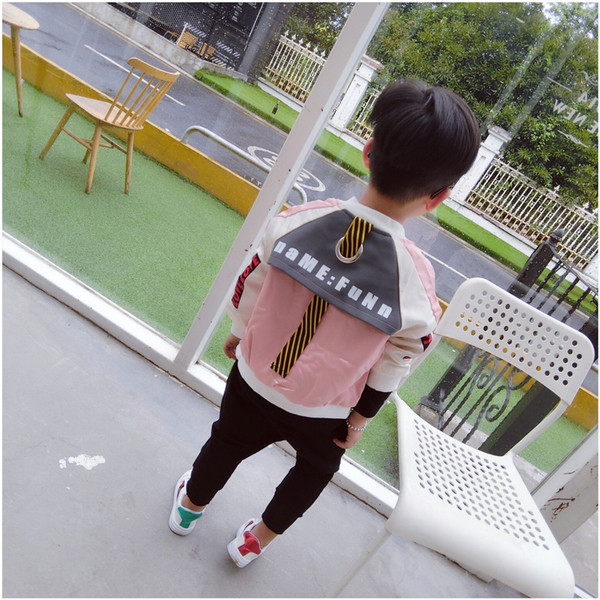 Стилно детско яке за момчета в черен и розов цвят