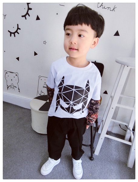 Сладка блуза за момчета в два цвята с различни щампи