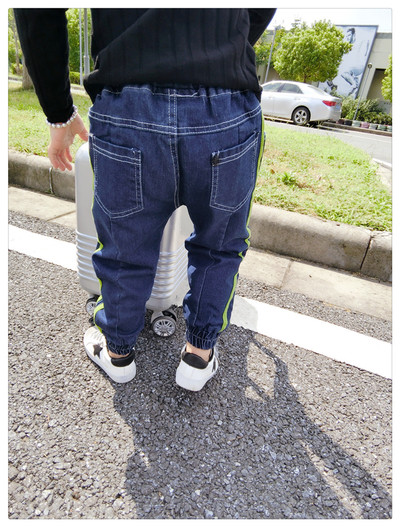 Детски ежедневни дънки за момчета в два цвята с жълти ленти