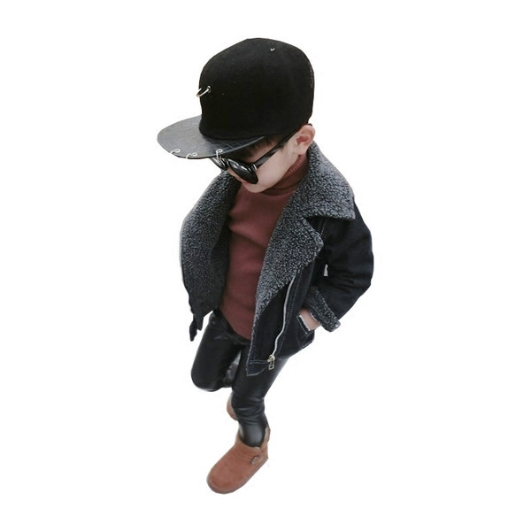 Κομψό παιδικό μπουφάν για αγόρια με χνούδι, κατάλληλο για τις κρύες μέρες