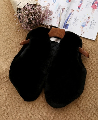 Κομψό παιδικό γιλέκο για κορίτσια με τεχνητή γούνα σε διαφορετικά χρώματα