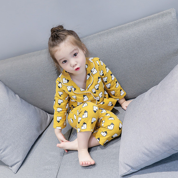 Παιδικές πιτζάμες για κορίτσια - πουκάμισο με παντελόνι, σε δύο χρώματα με ενδιαφέροντα μοτίβα