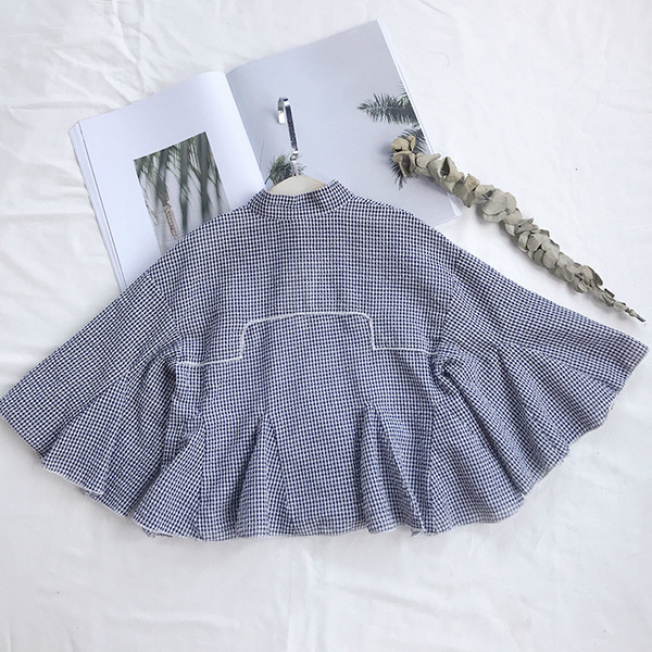 Κομψό παιδικό πουκάμισο για κορίτσια σε ευρύ μοτίβο