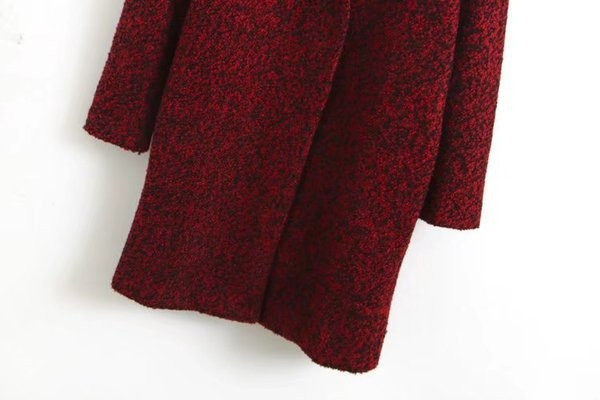 Πολύ ζεστή και εξαιρετικά κομψή γυναικεία ζακέτα σε στυλ ρετρό