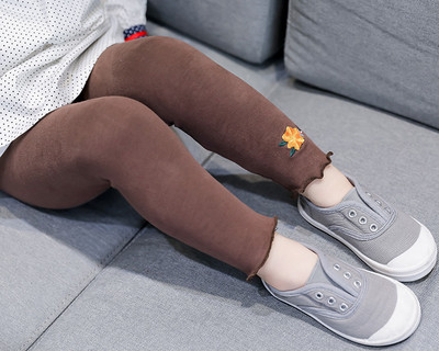 Ежедневен детски клин за момичета в много цветове с бродерия