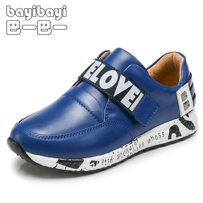 Κομψά παιδικά παπούτσια για αγόρια σε τρία χρώματα με επιγραφές