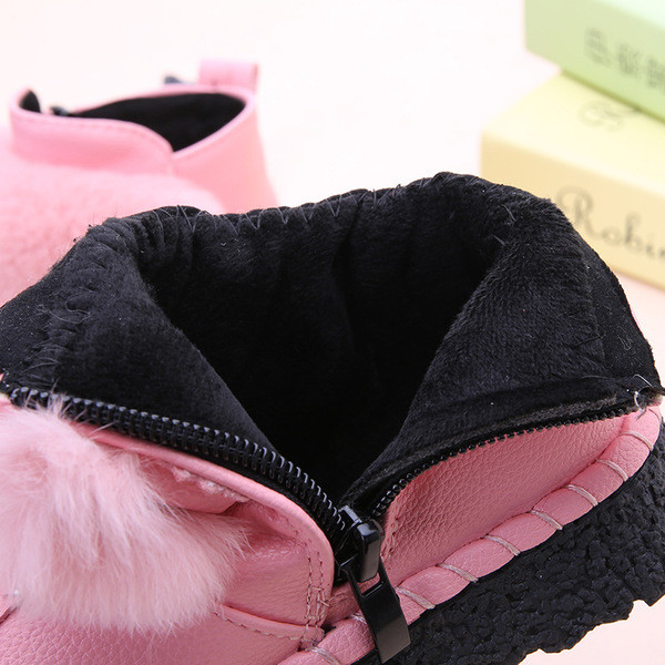 Сладки детски с пух и метална декорация, в розов и червен цвят