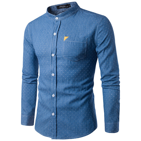 Denim shirt με μικρές τρύπες και pop κολάρο σε ανοιχτό και σκούρο χρώμα