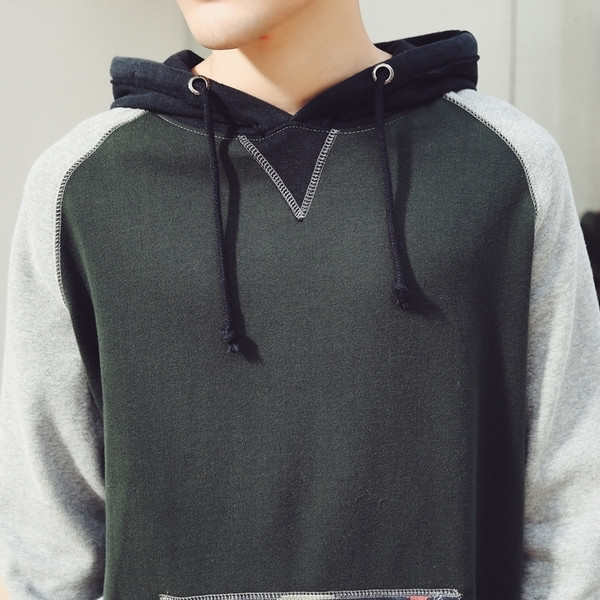 Φαρδύ ανδρικό φούτερ με κουκούλα σε δύο χρώματα