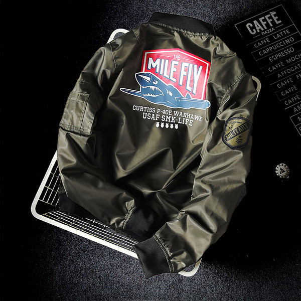 Ανδρικό μπουφάν για το φθινοπώρο σε τρία χρώματα με εφαρμογή