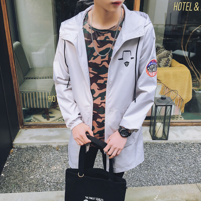 Σπορ-κομψό μακρύ ανδρικό παλτό με κουκούλα  κατάλληλο για φθινόπωρο