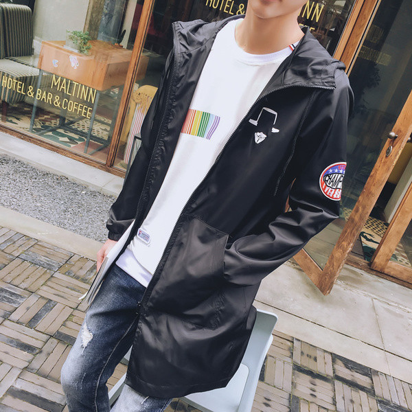 Σπορ-κομψό μακρύ ανδρικό παλτό με κουκούλα  κατάλληλο για φθινόπωρο