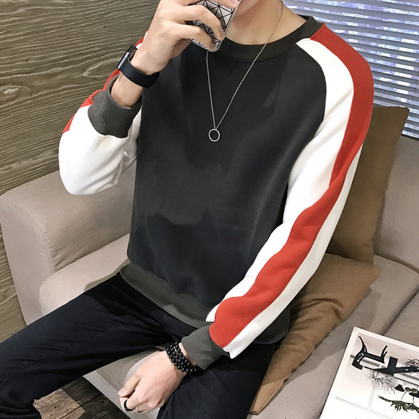 Αθλητική ανδρική μπλούζα σε τρία χρώματα, κατάλληλη για την καθημερινή ζωή