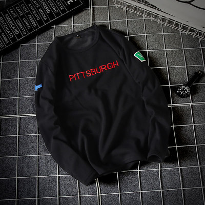 Όμορφη ανδρική μπλούζα σε τέσσερα χρώματα με  επιγραφή κατάλληλη για το φθινόπωρο