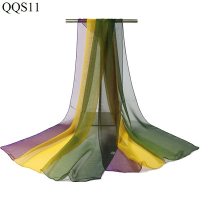 Κομψό και όμορφό γυναικείο κασκόλ, ποικιλία χρωμάτων