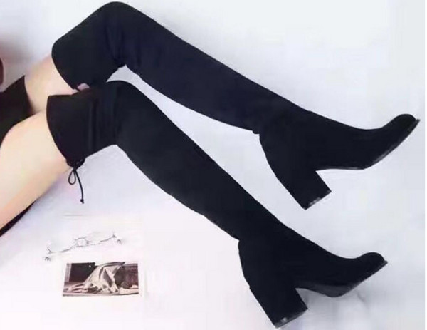 Γυναικείες μπότες  με ύψος πάνω από τα γόνατα και ψηλό τακούνι