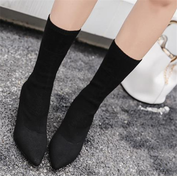 Εξαιρετικά γυναικεία παπούτσια  με ψηλά τακούνια