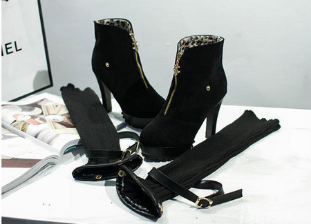 Γυναικείες μπότες με ψηλό τακούνι και  αντιολισθητική σόλα