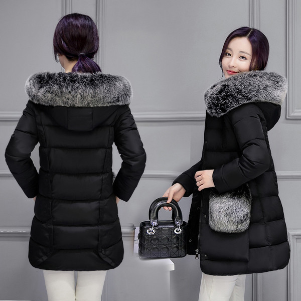 Κομψό γυναικείο μπουφάν με κουκούλα και τσέπες