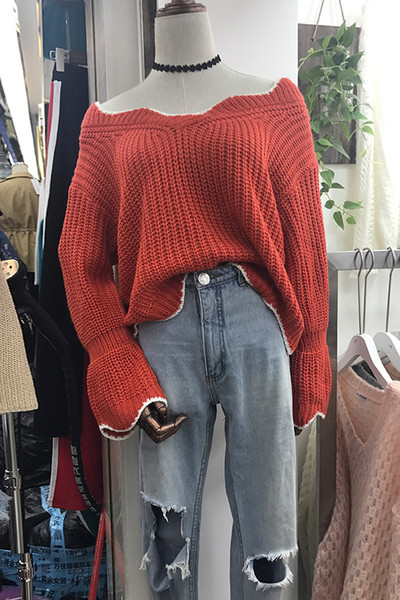 Κομψό πλεκτό freestyle γυναικείο πουλόβερ με φαρδιά λαιμόκοψη