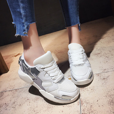 Άθλητικά άνετα γυναικεία παπούτσια  με ανθεκτική σόλα σε διάφορα χρώματα